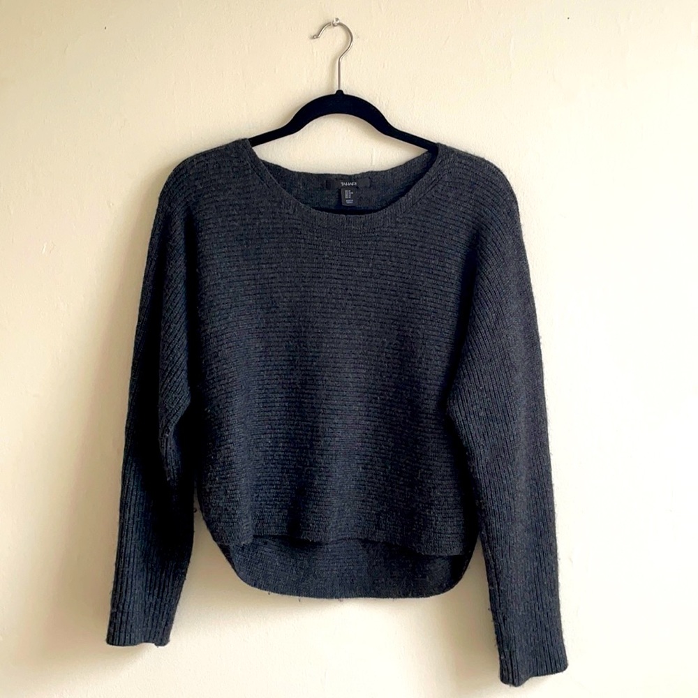 Tahari Hi-low sweater